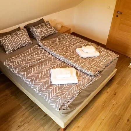 Lejlighed Apartmaji Pr' Mojci *